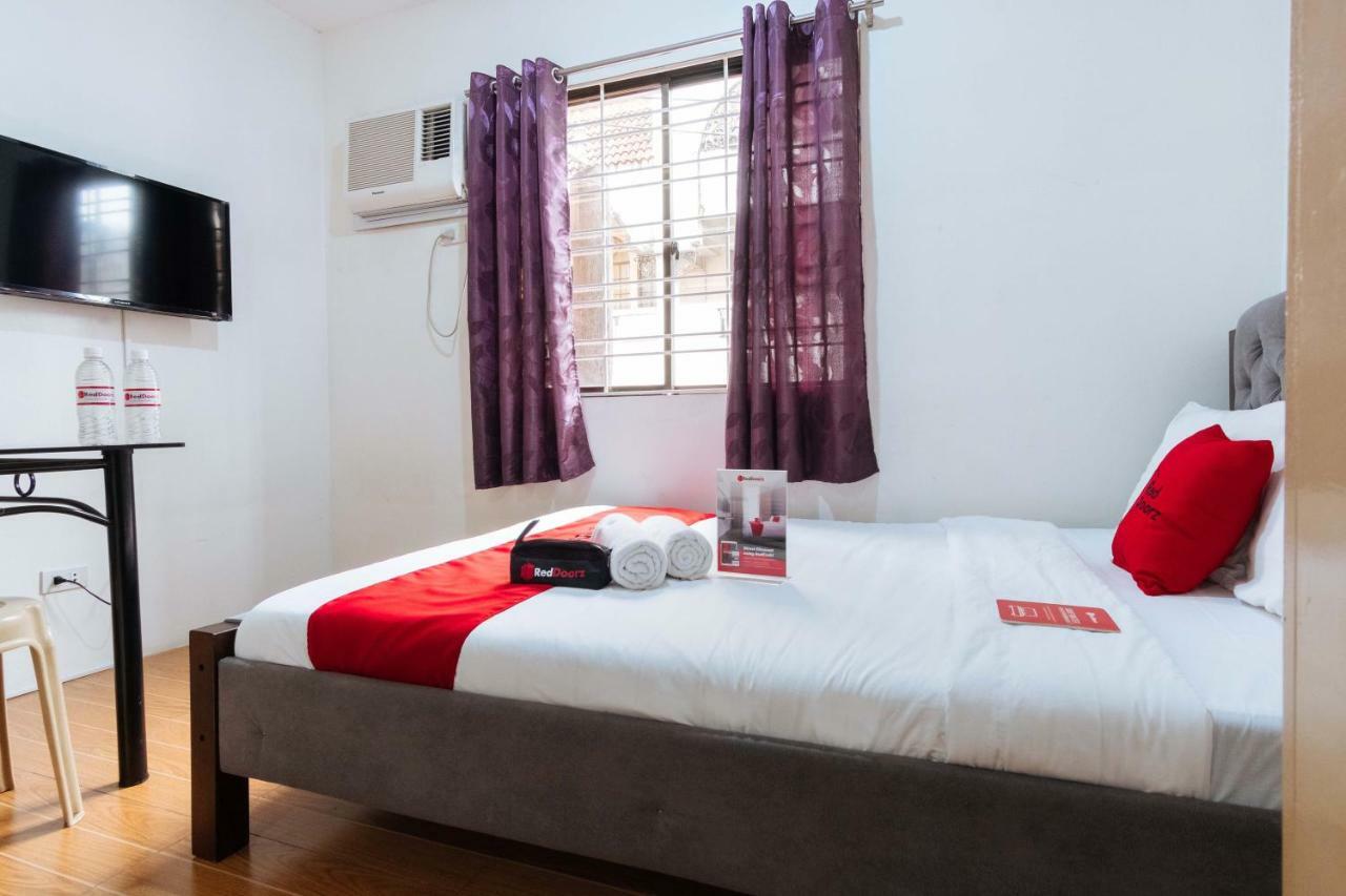 Reddoorz Near Robinsons Place 马尼拉 外观 照片