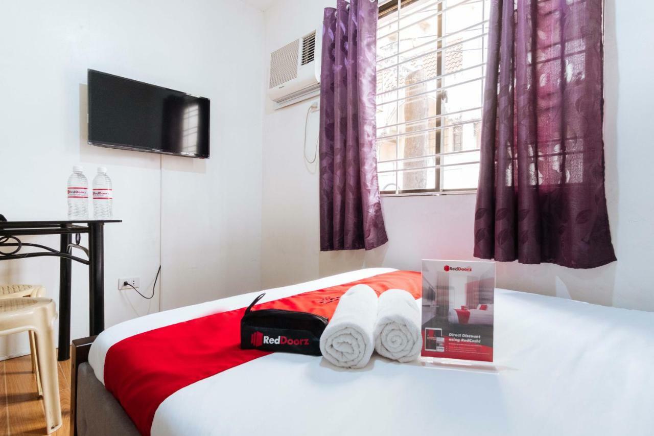 Reddoorz Near Robinsons Place 马尼拉 外观 照片