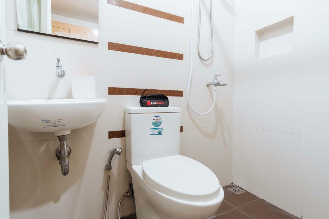 Reddoorz Near Robinsons Place 马尼拉 外观 照片