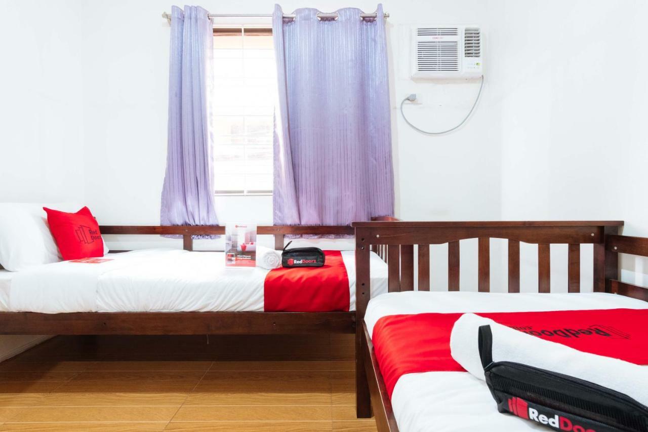 Reddoorz Near Robinsons Place 马尼拉 外观 照片