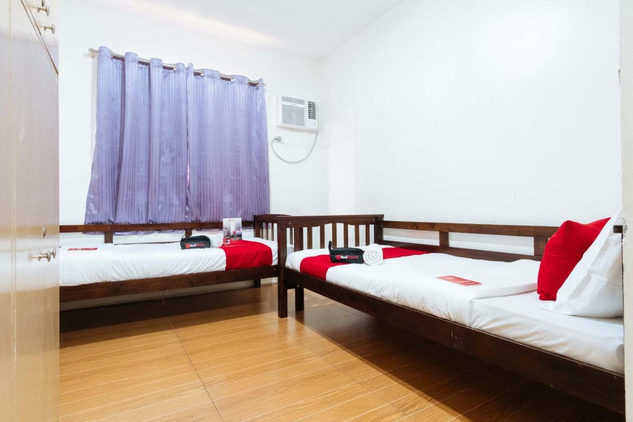 Reddoorz Near Robinsons Place 马尼拉 外观 照片